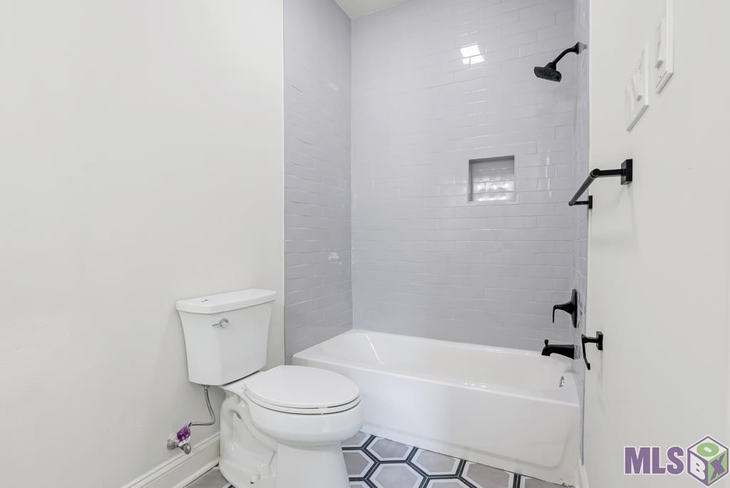 230 East Woodgate Court Baton Rouge, LA 70808 - Photo 30 of 43