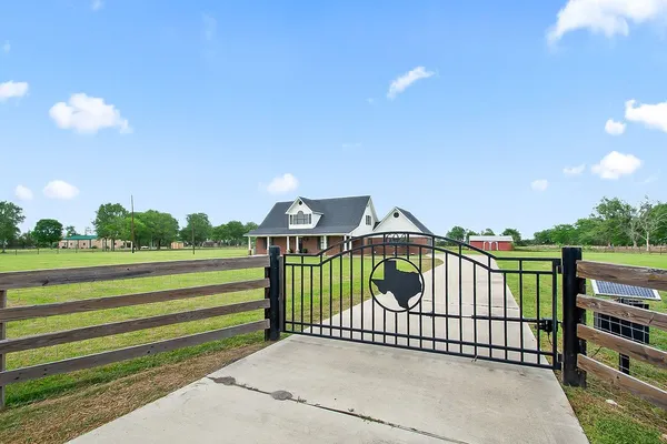 $625,000 | 602 Cedar Creek Drive, Needville, TX 77461