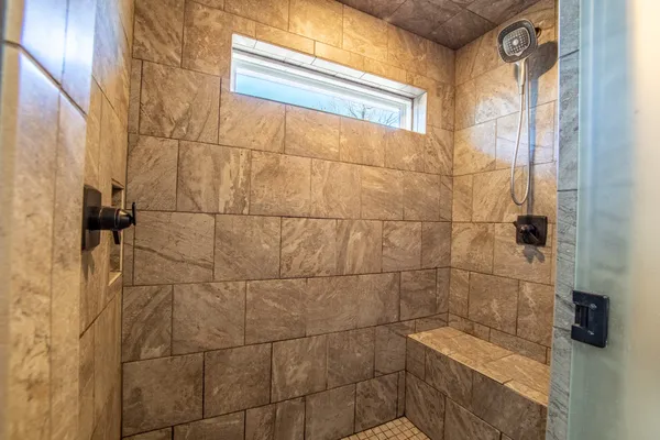 $425,000 | 865 Sylvan Drive, Savannah, TN 38372