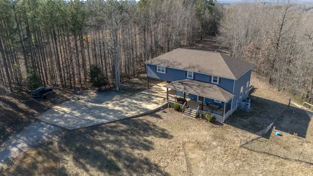 $430,000 | 865 Sylvan Drive, Savannah, TN 38372