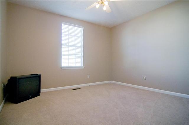 108 River Bend Road Hendersonville, TN 37075 - Photo 16 of 20 Second Bedroom with Ceiling Fan.