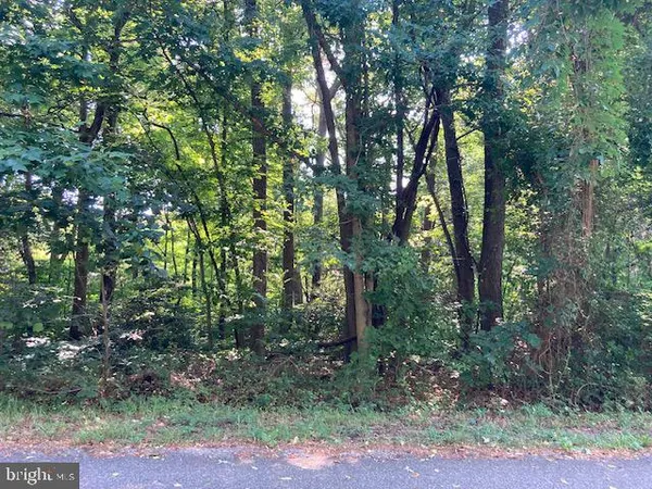 $15,900 | Bay Pointe Drive, Montross, VA 22520
