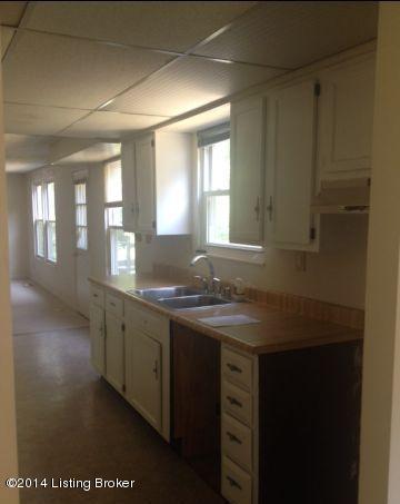6311 Overton Road Louisville, KY 40228 - Photo 7 of 12 KITCHEN