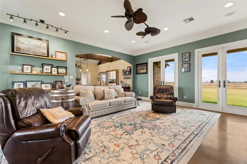 7032 Pickett Road Sulphur, LA 70665 - Photo 6 of 44 Gallery Image 6