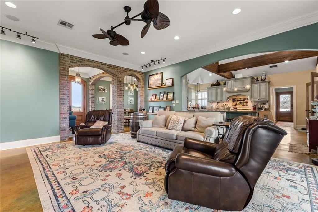 7032 Pickett Road Sulphur, LA 70665 - Photo 7 of 44 Gallery Image 7