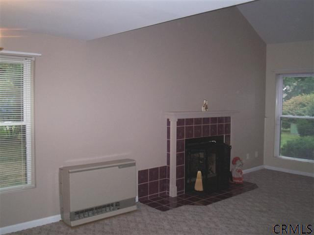 202 Thimbleberry Road Malta, NY 12020 - Photo 12 of 14 Photo 12
