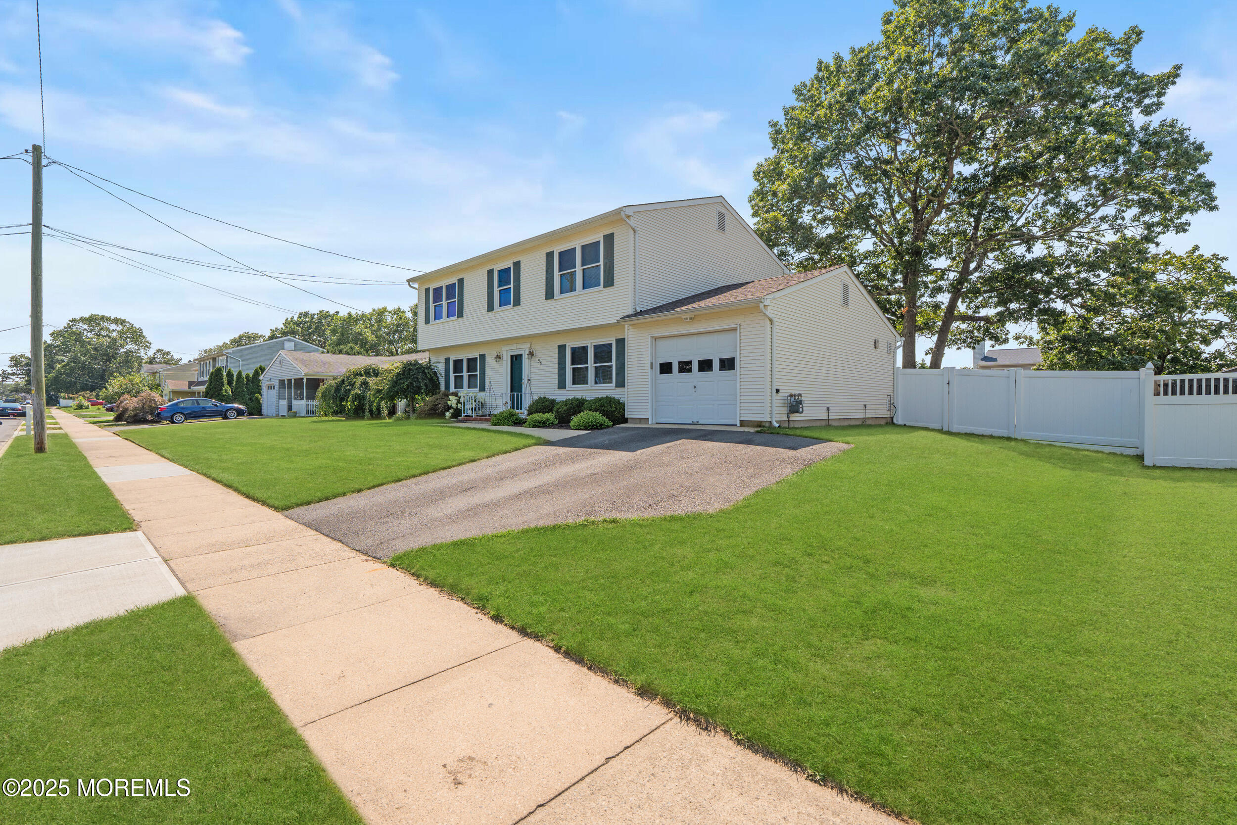 55 Newtons Corner Road Howell, NJ 07731 - Photo 8 of 45 010