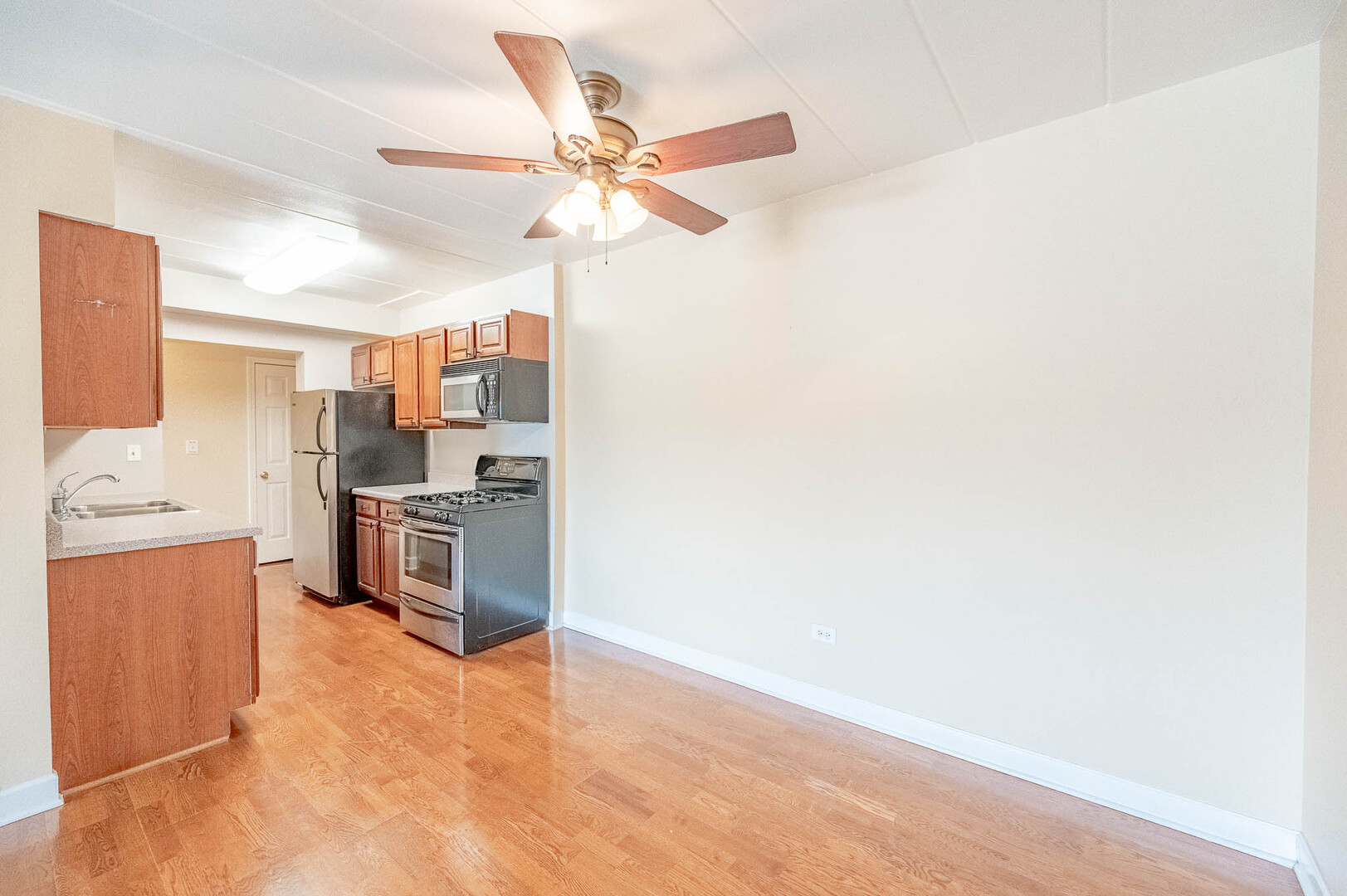 1000 South Lorraine Road, Unit 411 Wheaton, IL 60189 - Photo 6 of 14