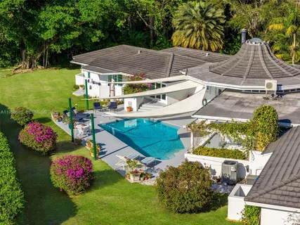 $3,295,000 | 13300 Southwest 69th Avenue, Pinecrest, FL 33156