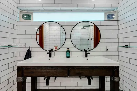 $3,295,000 | 13300 Southwest 69th Avenue, Pinecrest, FL 33156