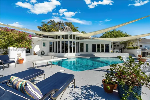 $3,295,000 | 13300 Southwest 69th Avenue, Pinecrest, FL 33156