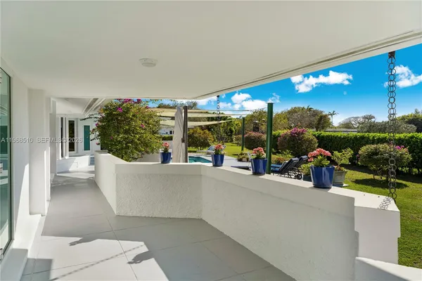 $3,295,000 | 13300 Southwest 69th Avenue, Pinecrest, FL 33156