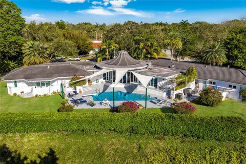 $3,295,000 | 13300 Southwest 69th Avenue, Pinecrest, FL 33156