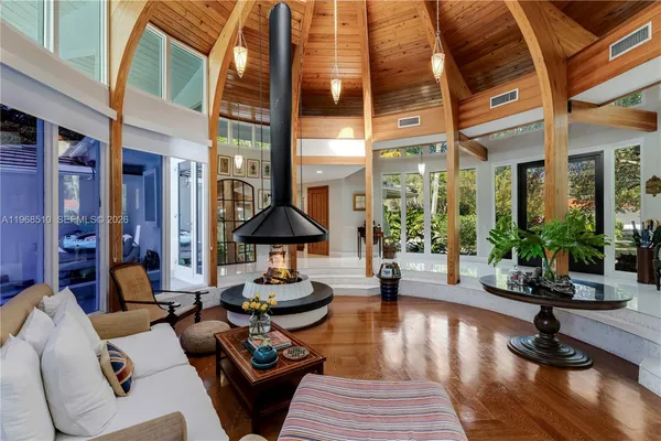 $3,295,000 | 13300 Southwest 69th Avenue, Pinecrest, FL 33156