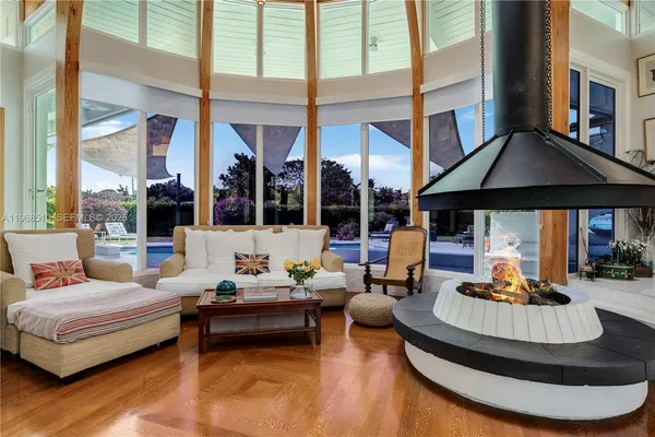 $3,295,000 | 13300 Southwest 69th Avenue, Pinecrest, FL 33156