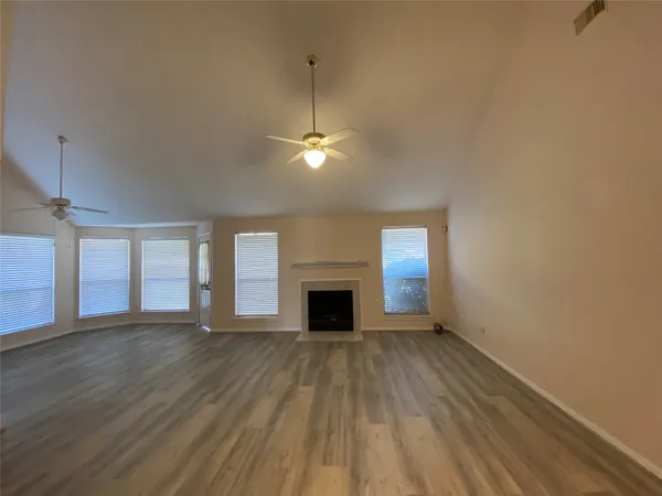 $2,395 | 215 West New Meadows Drive, Sugar Land, TX 77479
