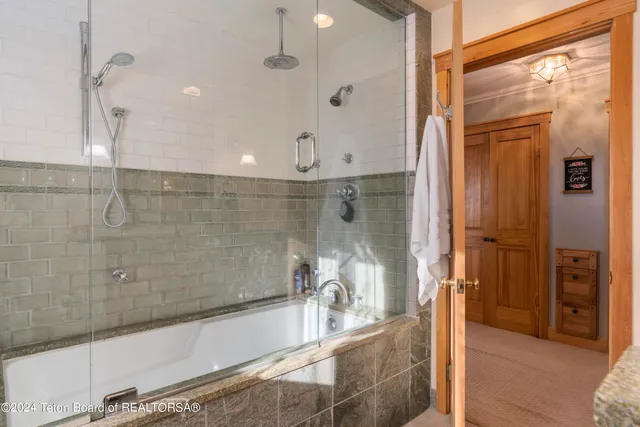 $2,327,500 | 34 Table Top Drive, Dubois, WY 82513