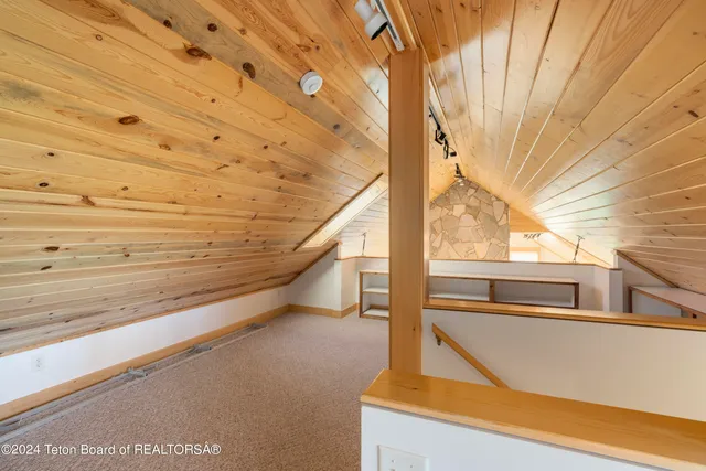 $2,327,500 | 34 Table Top Drive, Dubois, WY 82513