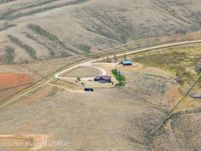 $2,327,500 | 34 Table Top Drive, Dubois, WY 82513