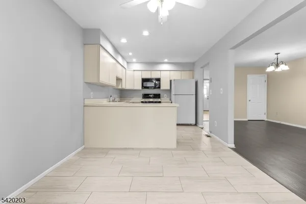 $3,100 | 6 Elm Terrace, Flemington, NJ 08822