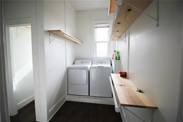 $1,500 | 211 West Milam Street, Unit A, Wharton, TX 77488