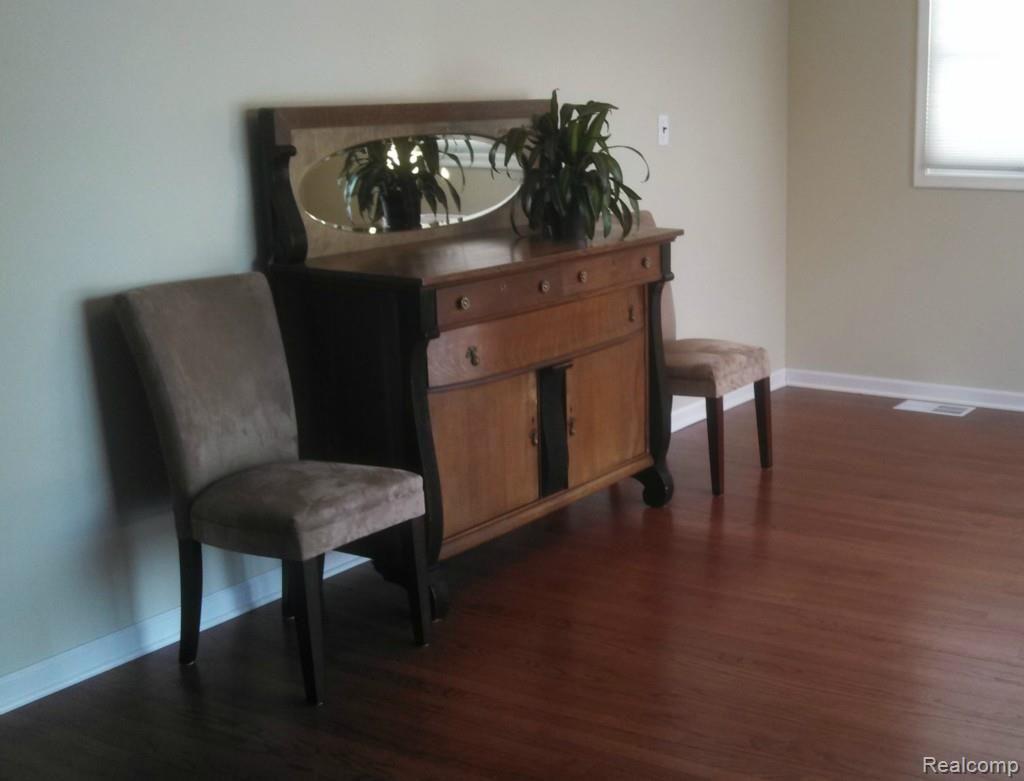 297 South Cranbrook Cross Road Bloomfield Hills, MI 48301 - Photo 3 of 17 Refinished Floors.jpg