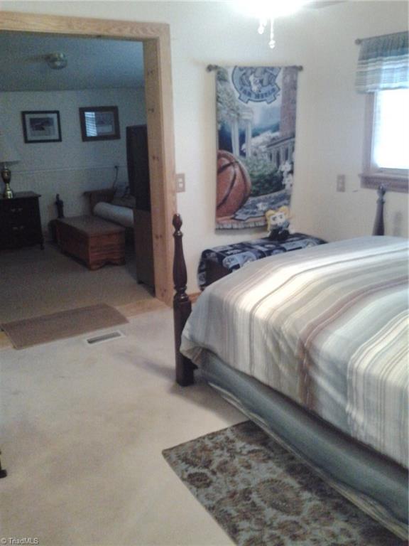 1693 Sauratown Road King, NC 27021 - Photo 14 of 18