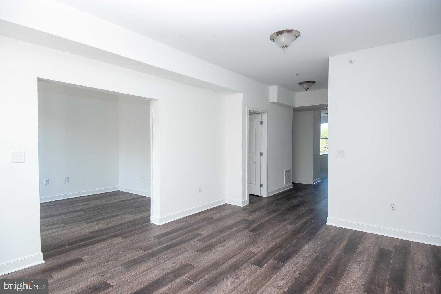 43 Princeton Hightstown Road, Unit 2203 Princeton Junction, NJ 08550 - Photo 3 of 13