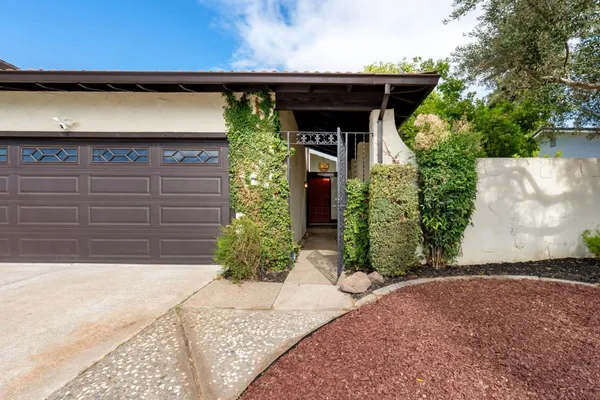 $1,499,888 | 2305 Oak Flat Road, San Jose, CA 95131