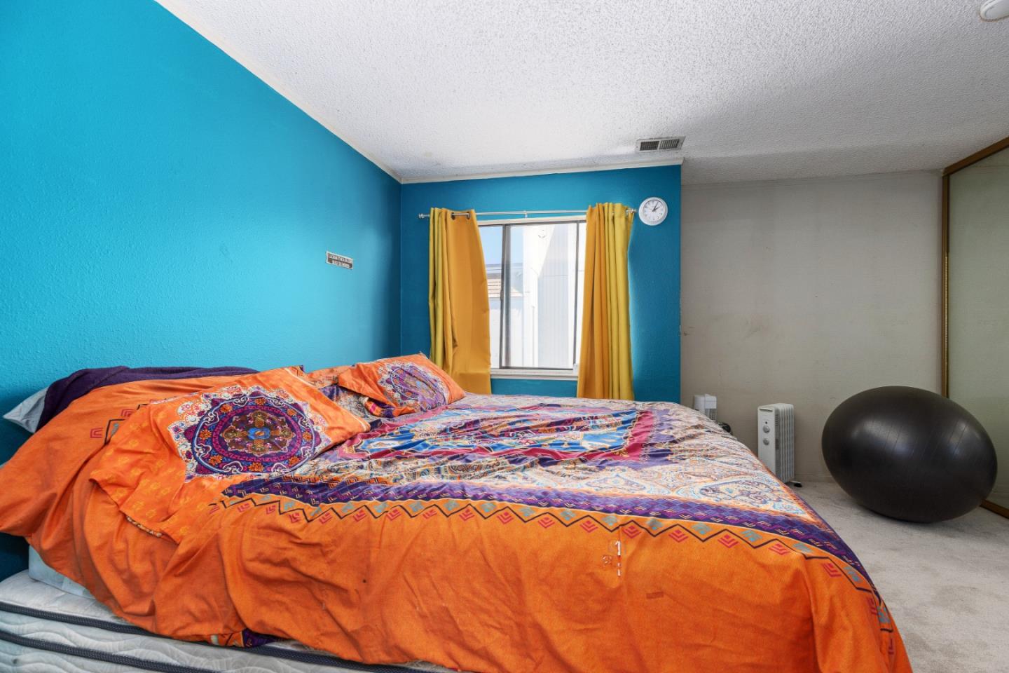 17990 Azalea Road Hayward, CA 94541 - Photo 12 of 23 Gallery Image 12