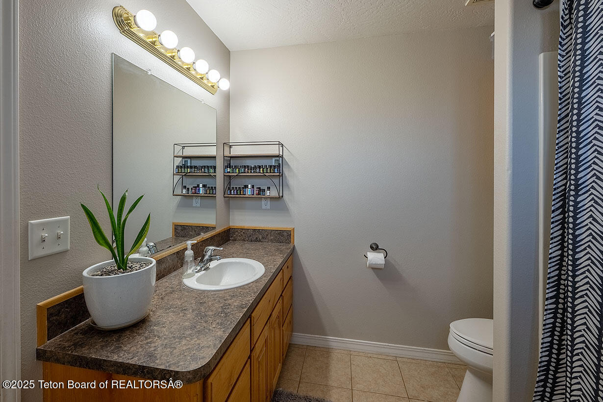189 East Street Star Valley Ranch, WY 83127 - Photo 12 of 27 Tyler int 7476