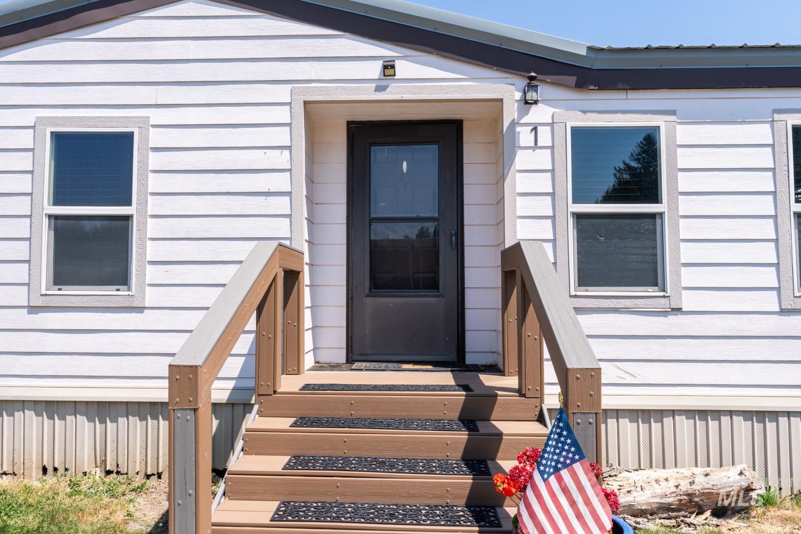 1200 Artesian Road, Unit 1 Eagle, ID 83616 - Photo 2 of 21