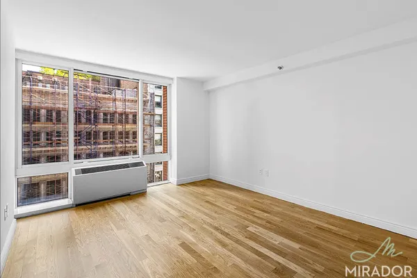 $6,000 | 60 West 23rd Street, Unit 904 | Flatiron