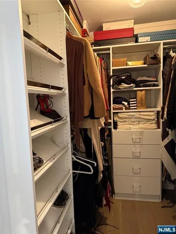 $3,650 | 490 Undercliff Avenue, Unit 2, Edgewater, NJ 07020