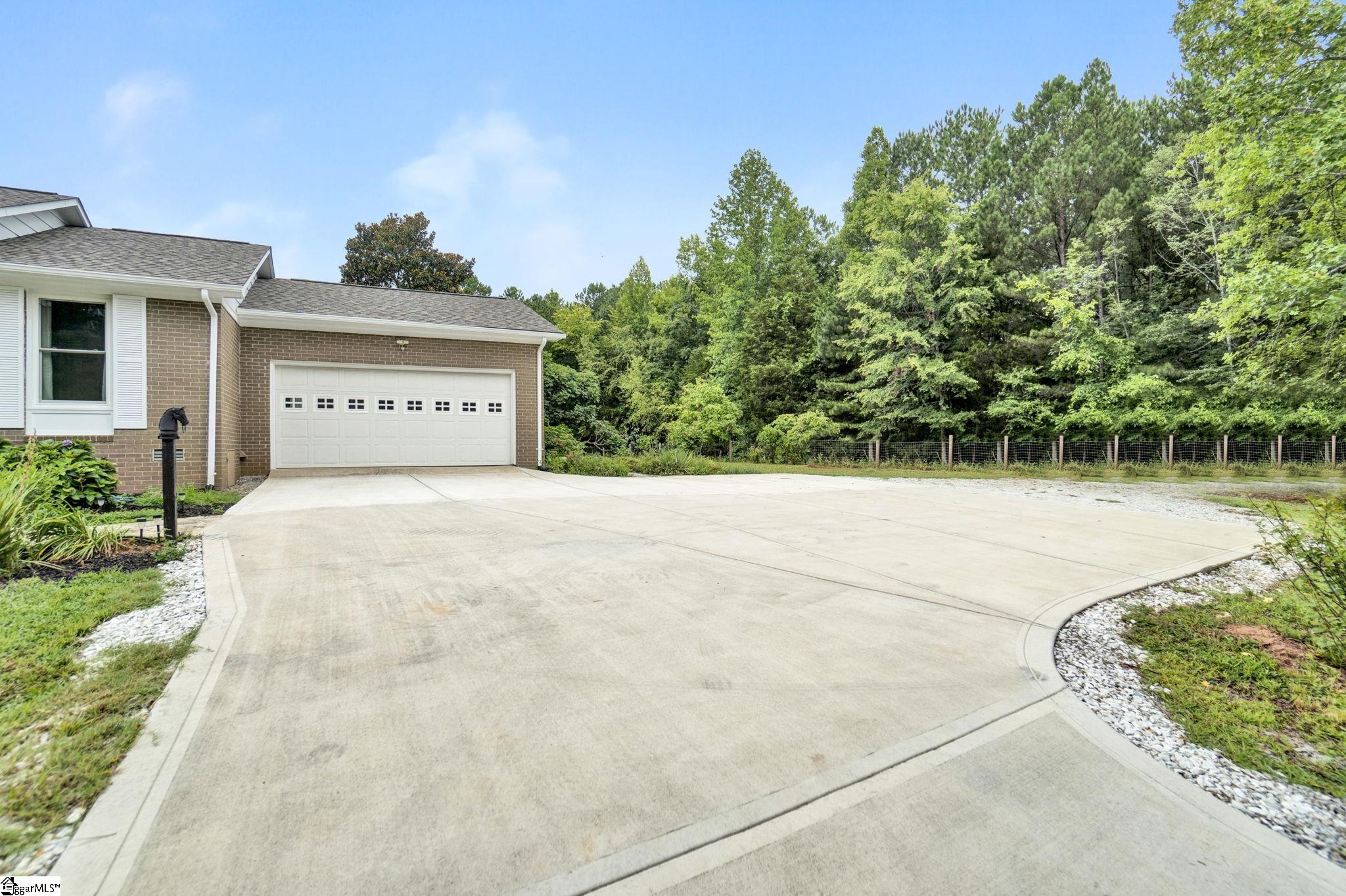 1356 State Rd S-11-54 Gaffney, SC 29340 - Photo 3 of 36 Gallery Image 3