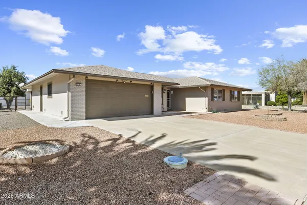 $380,000 | 9518 West Oakstone Drive, Sun City, AZ 85351