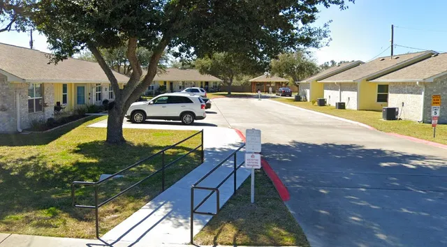 $630 | 1201 North Live Oak Street, Rockport, TX 78382