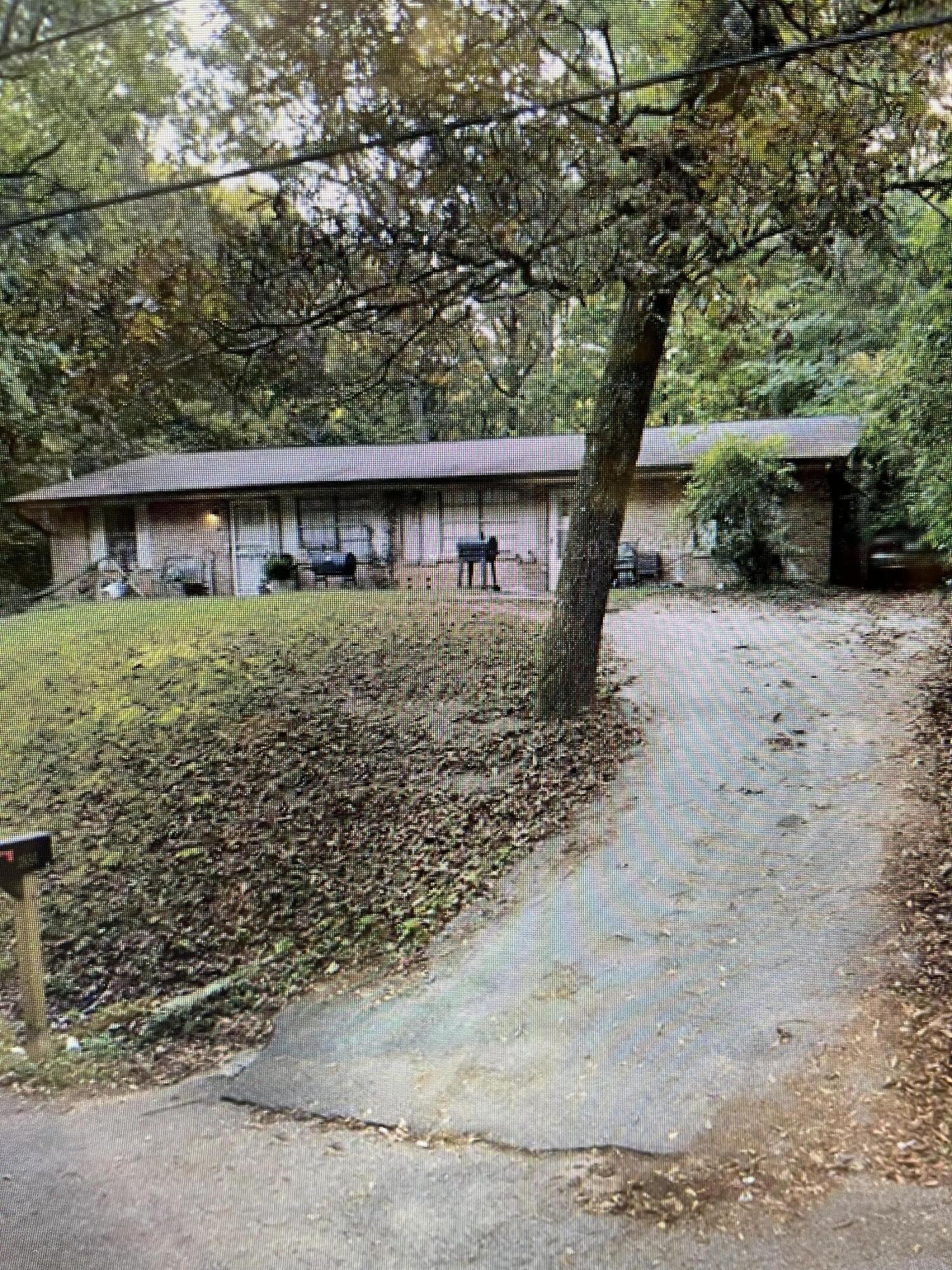 3842-3884 Youngstown Road Chattanooga, TN 37406 - Photo 1 of 1 IMG_3049