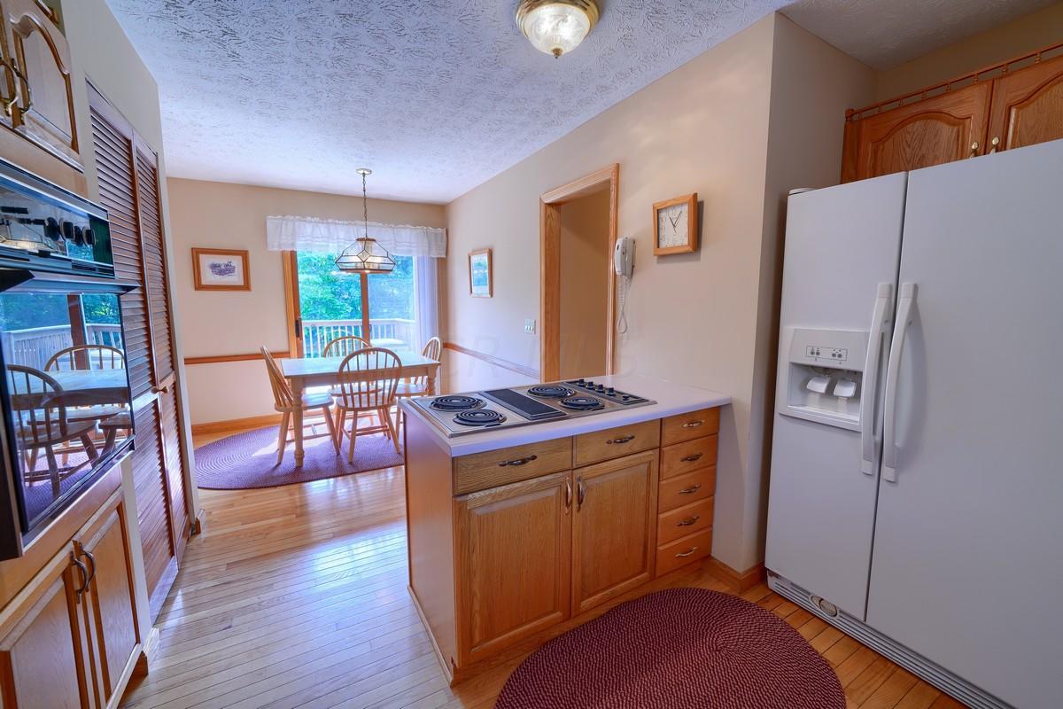 9015 Cochran Road Williamsport, OH 43164 - Photo 15 of 56 Gallery Image 15