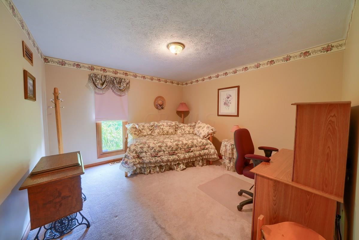 9015 Cochran Road Williamsport, OH 43164 - Photo 29 of 56 Gallery Image 29