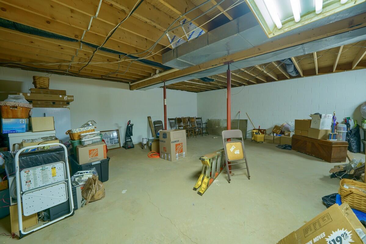 9015 Cochran Road Williamsport, OH 43164 - Photo 37 of 56 Gallery Image 37