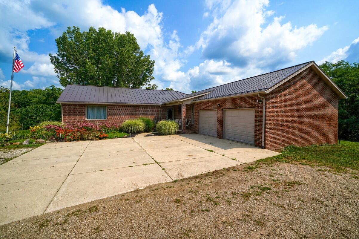 9015 Cochran Road Williamsport, OH 43164 - Photo 52 of 56 Gallery Image 52