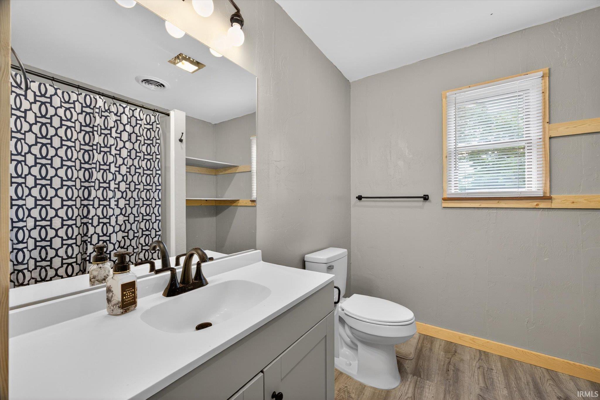 409 R Street Bedford, IN 47421 - Photo 25 of 36