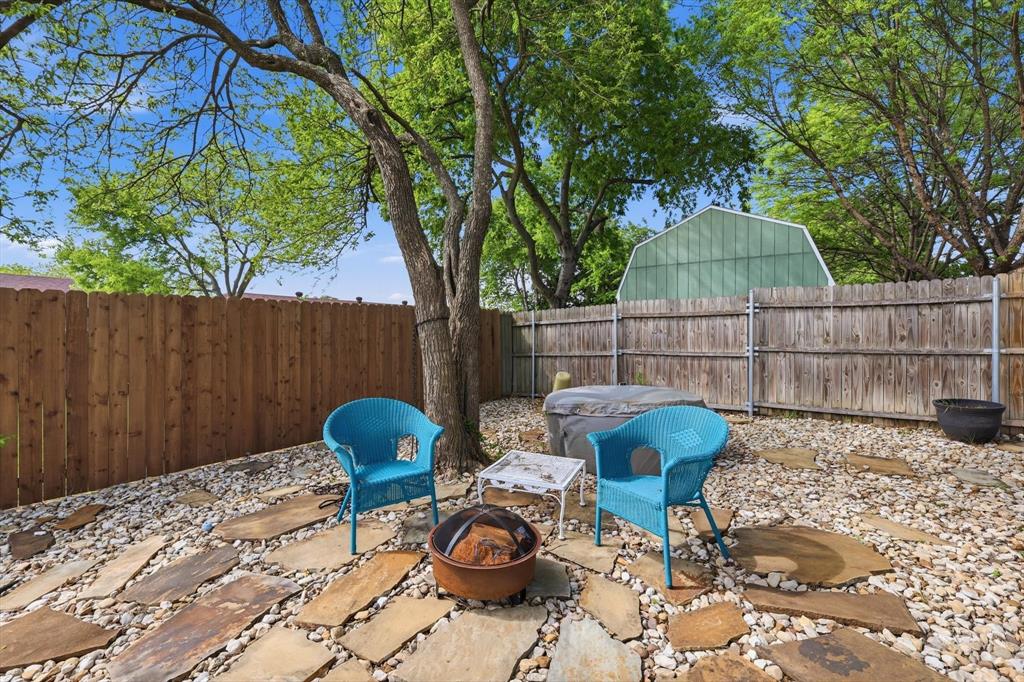 2413 Meadow View Bedford, TX 76021 - Photo 28 of 39