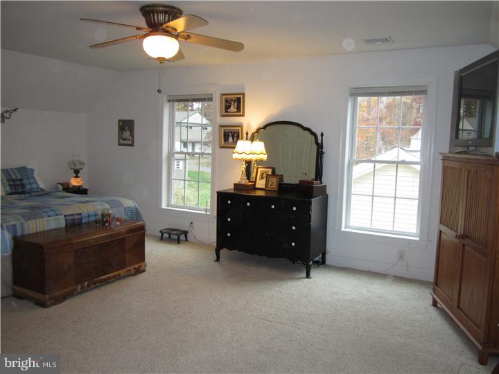 1 Walnut Road Newtown Square, PA 19073 - Photo 12 of 24 Master Bedroom