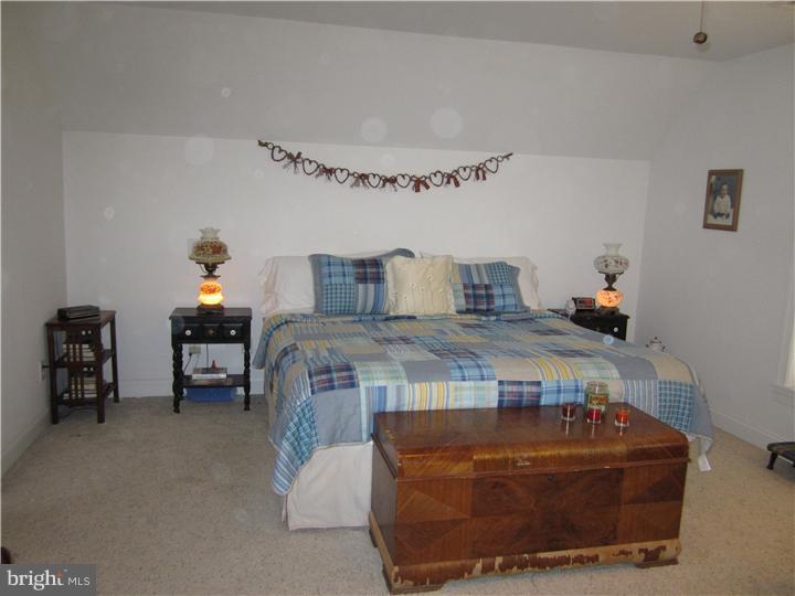 1 Walnut Road Newtown Square, PA 19073 - Photo 13 of 24 Master Bedroom