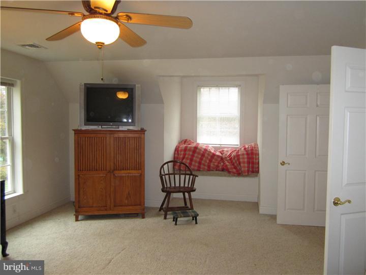 1 Walnut Road Newtown Square, PA 19073 - Photo 14 of 24 Master Bedroom