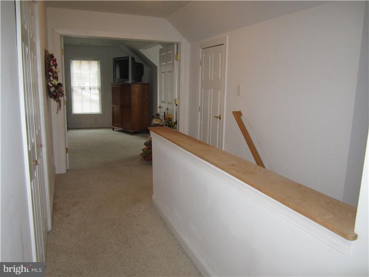 1 Walnut Road Newtown Square, PA 19073 - Photo 18 of 24 Hallway