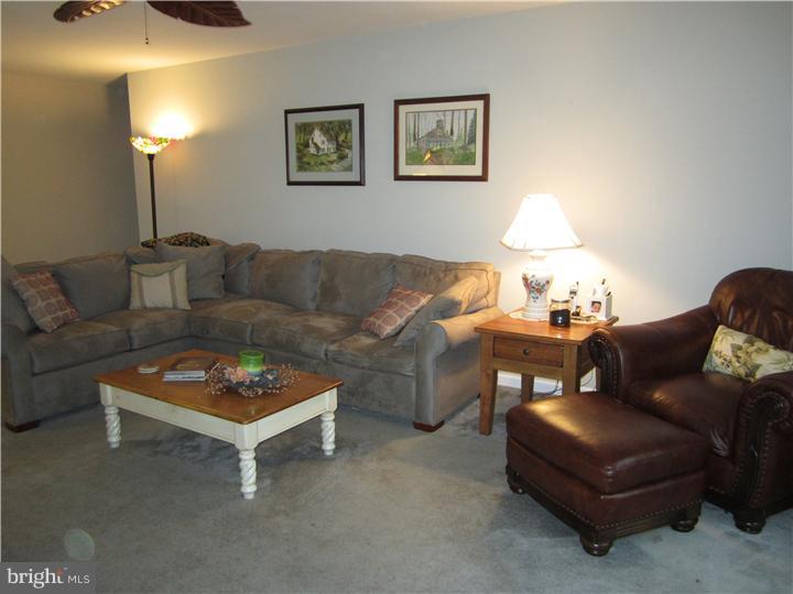 1 Walnut Road Newtown Square, PA 19073 - Photo 9 of 24 Family Room