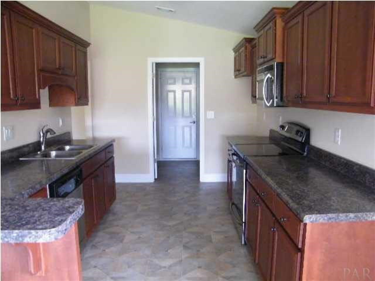 4502 Fiske Street Pace, FL 32571 - Photo 6 of 10